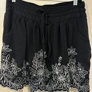 Black & White Mini Skirt